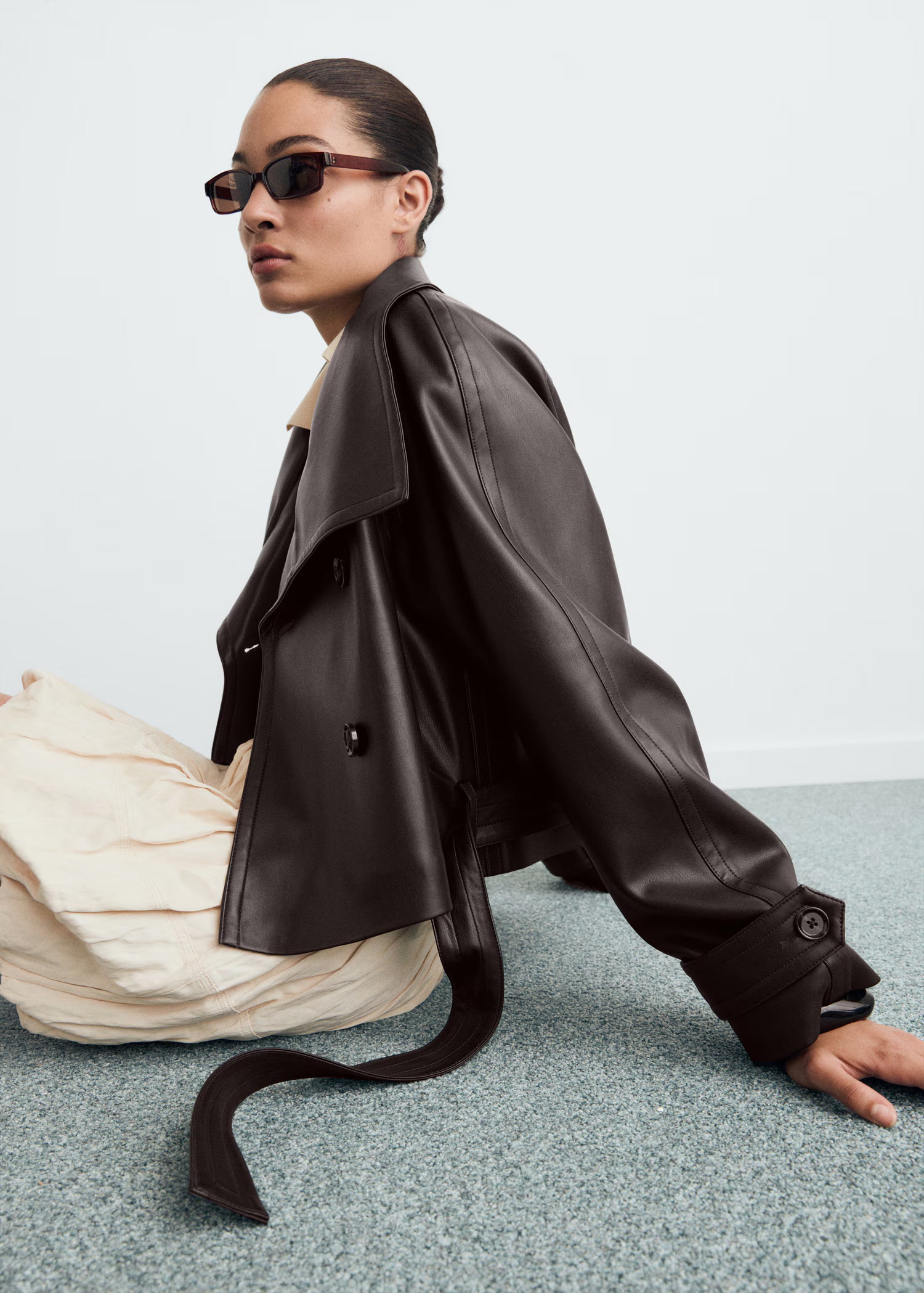 Cropped Leather Trenchcoat - Edel Essential