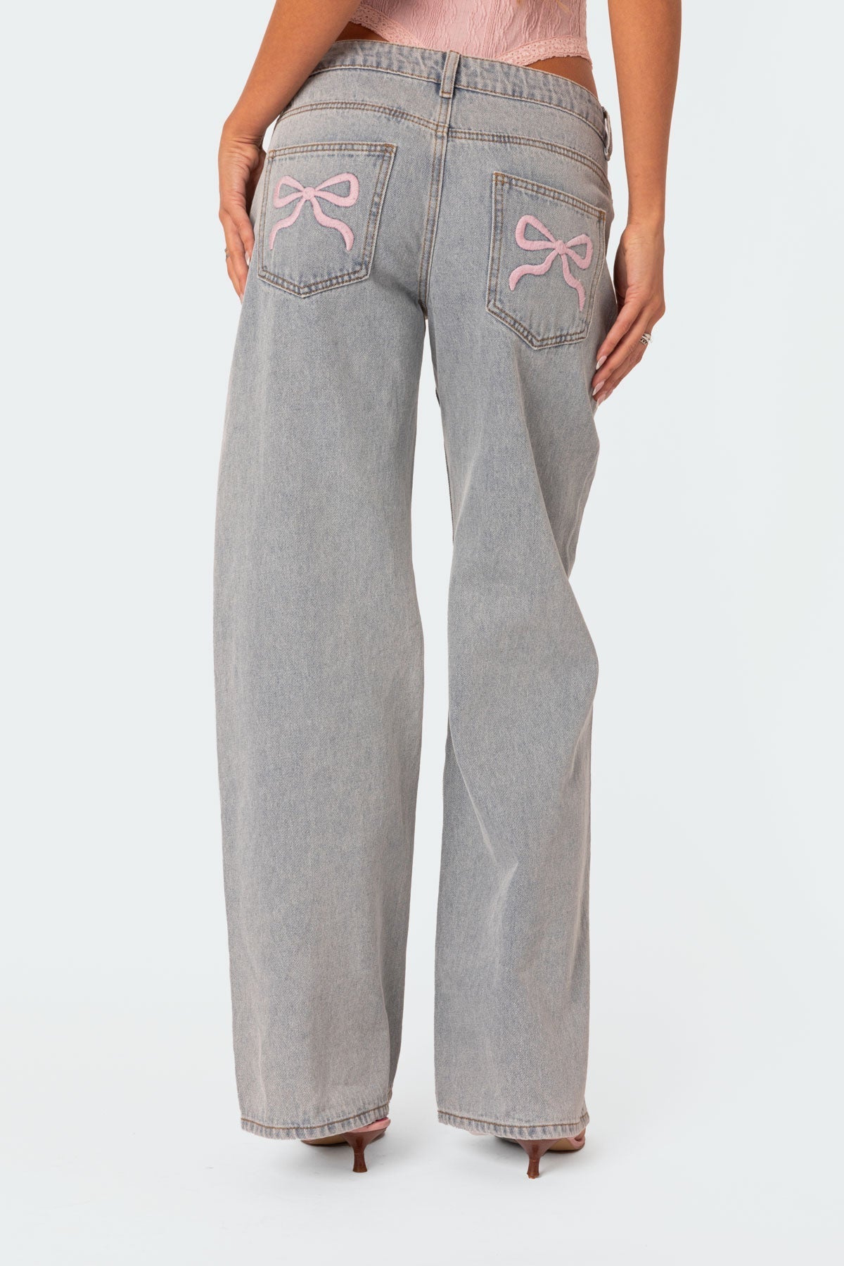 Bow Pocket Relaxed Jeans - Edel Essential