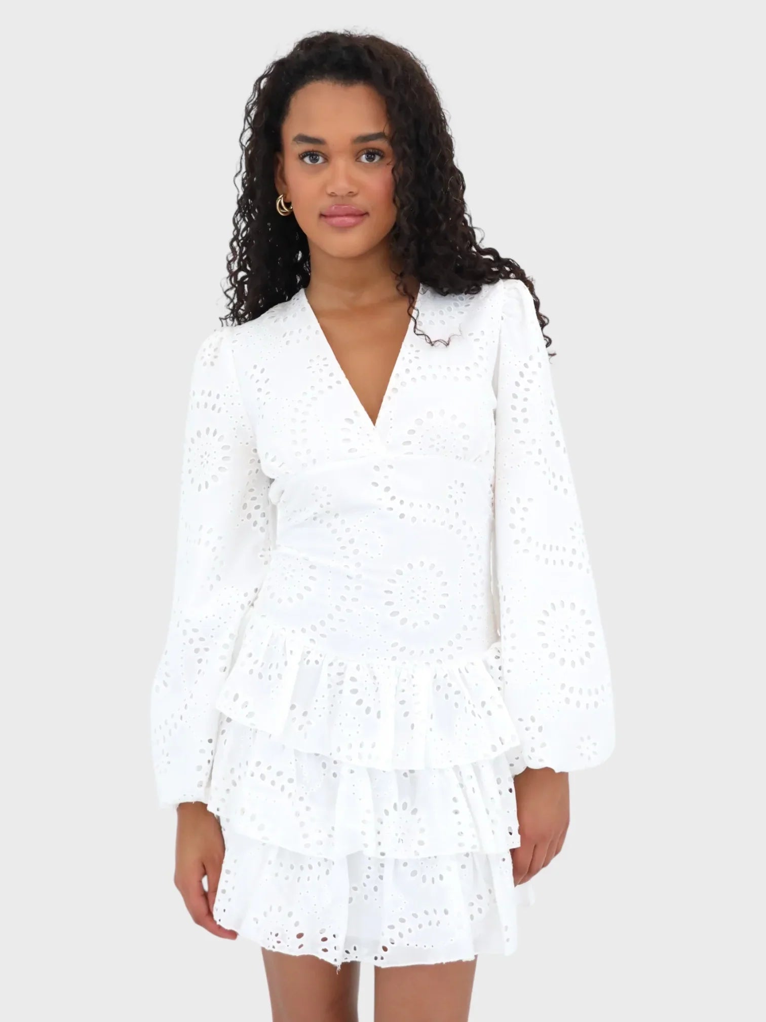 Broderie mini dress with long sleeves - Edel Essential