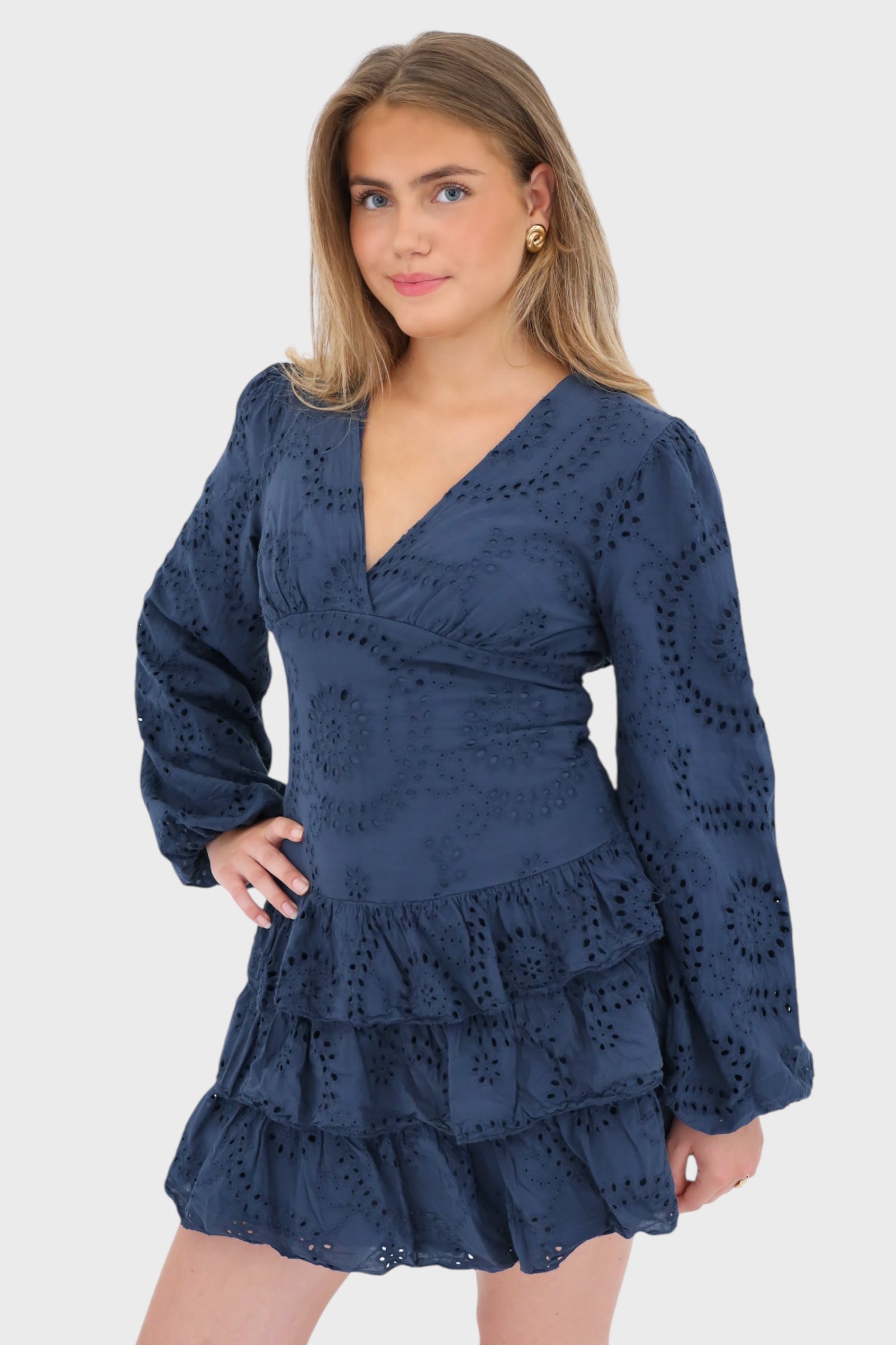 Broderie mini dress with long sleeves - Edel Essential