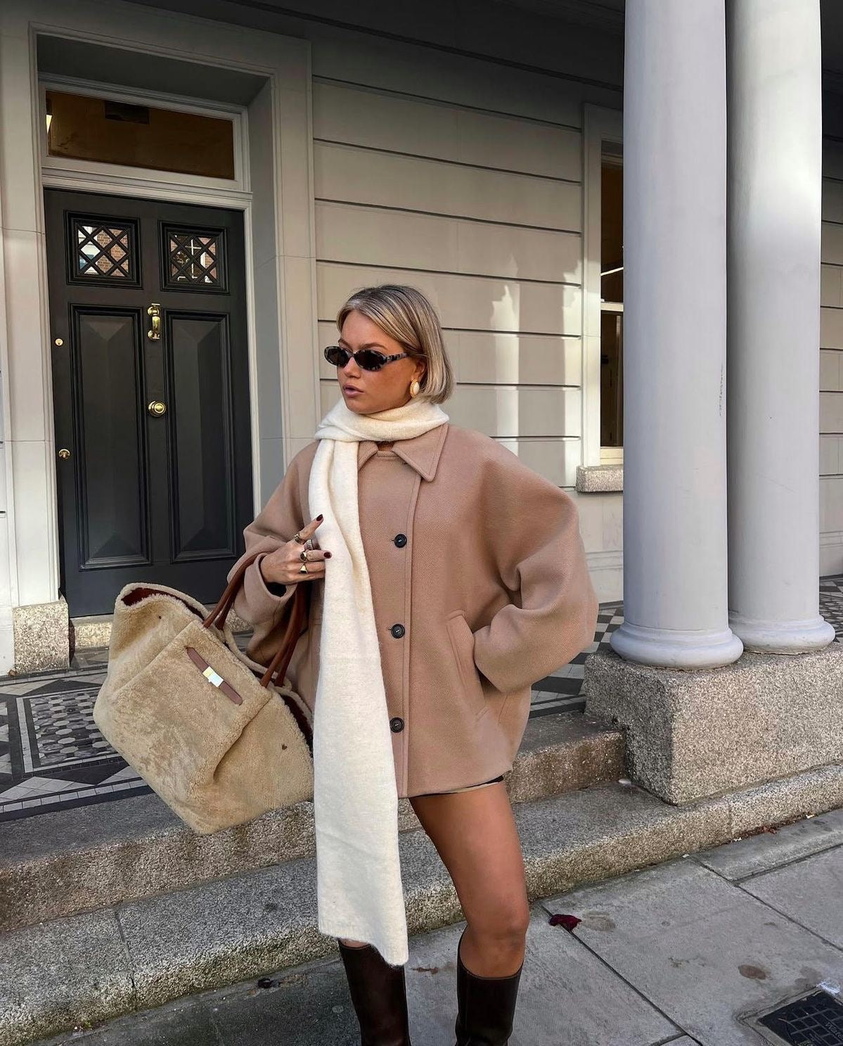 Oversized Wool Coat - Edel Essential