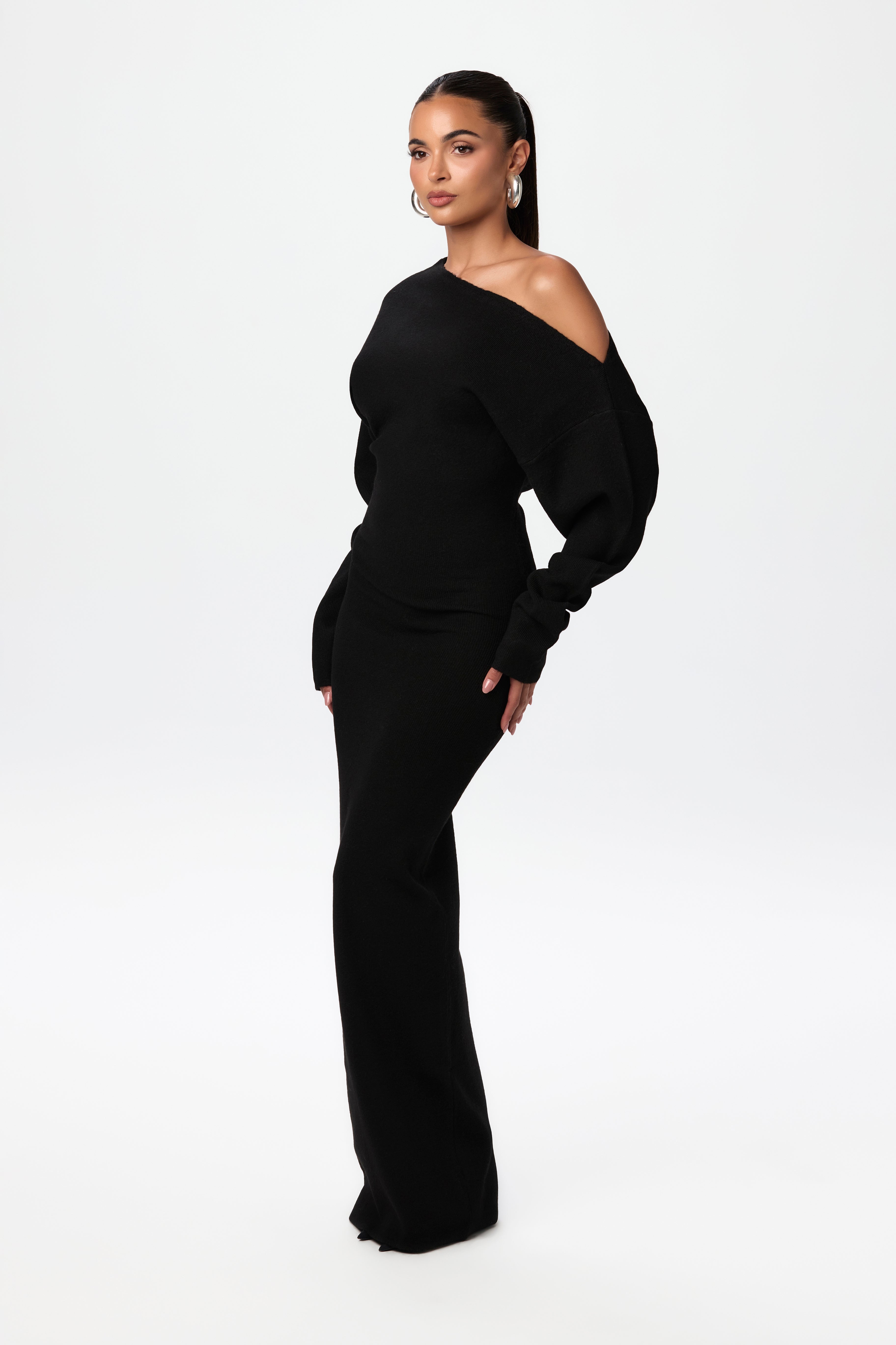Knit Off-Shoulder Sweater Maxi Dress - Edel Essential