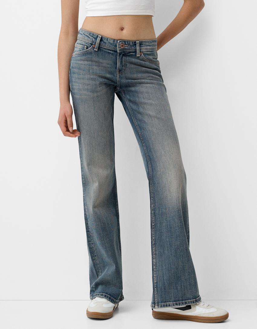 Low Waist Boot-Cut Jeans - Edel Essential