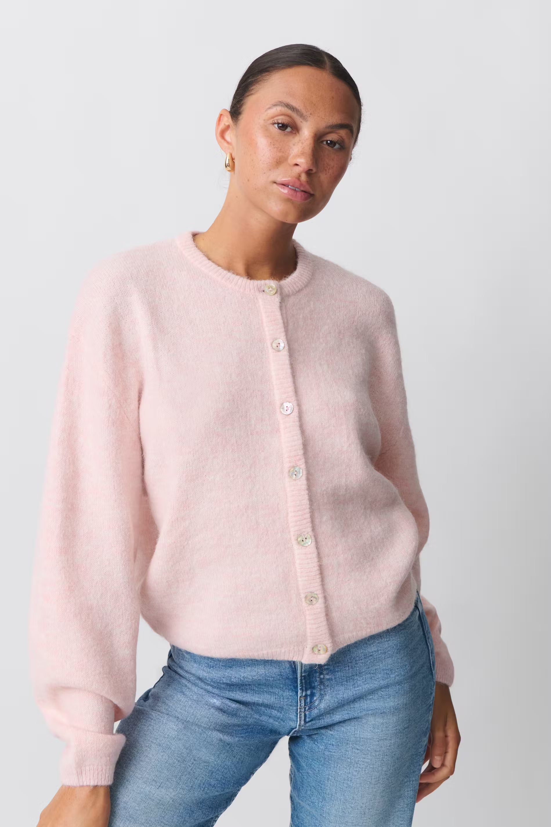 Knitted cardigan - Edel Essential