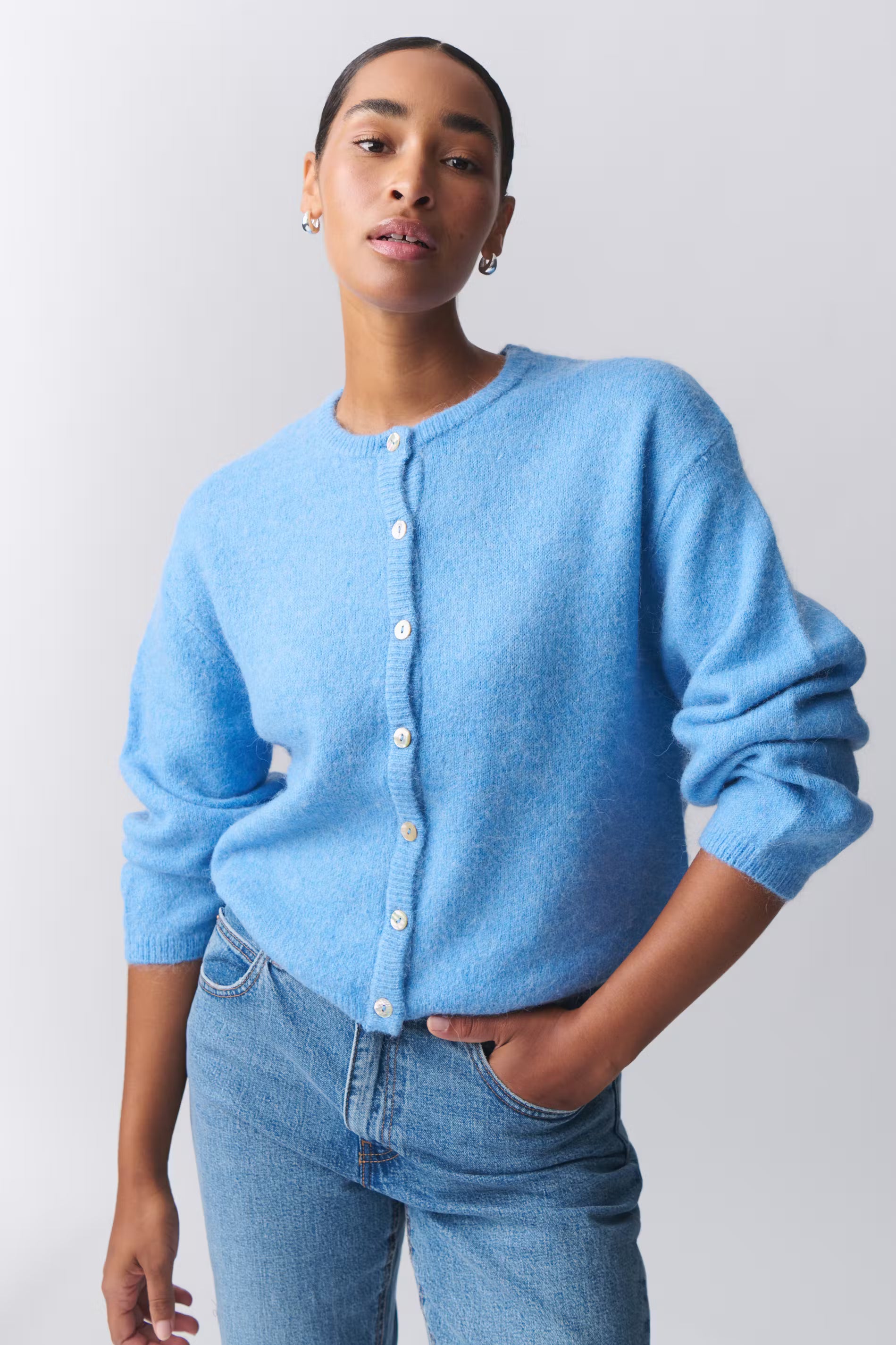 Knitted cardigan - Edel Essential