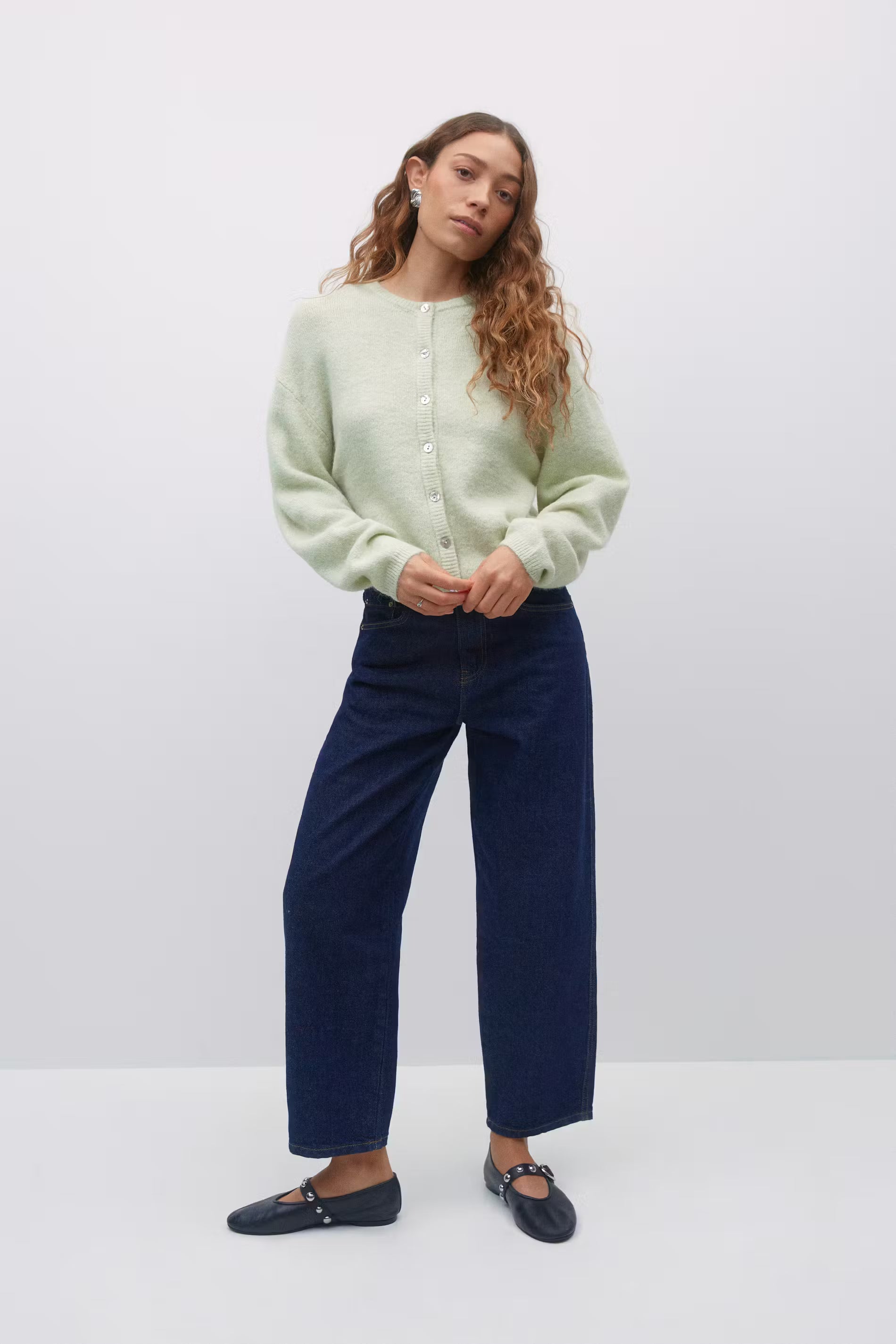 Knitted cardigan - Edel Essential