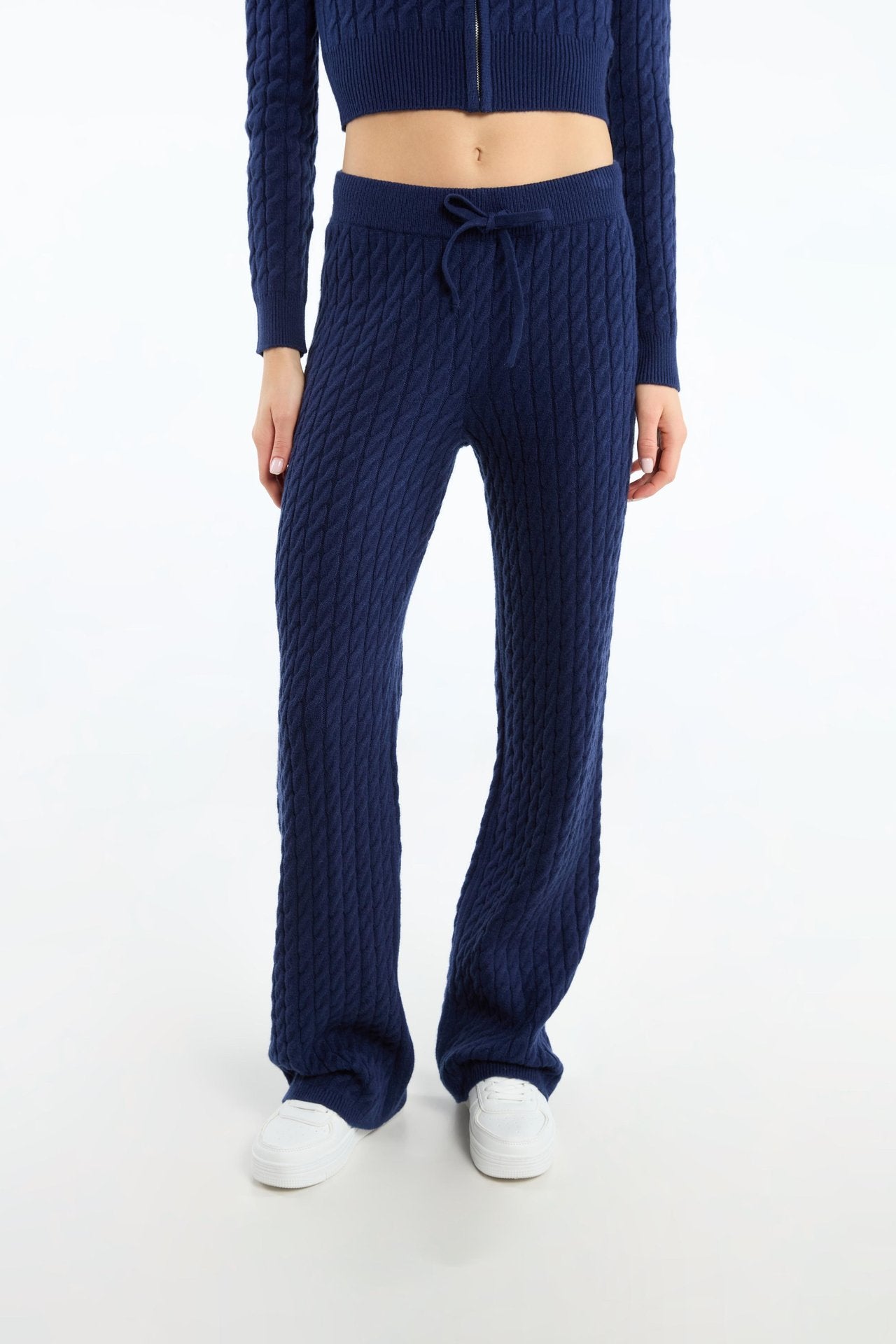Nora Cable Knitted Set