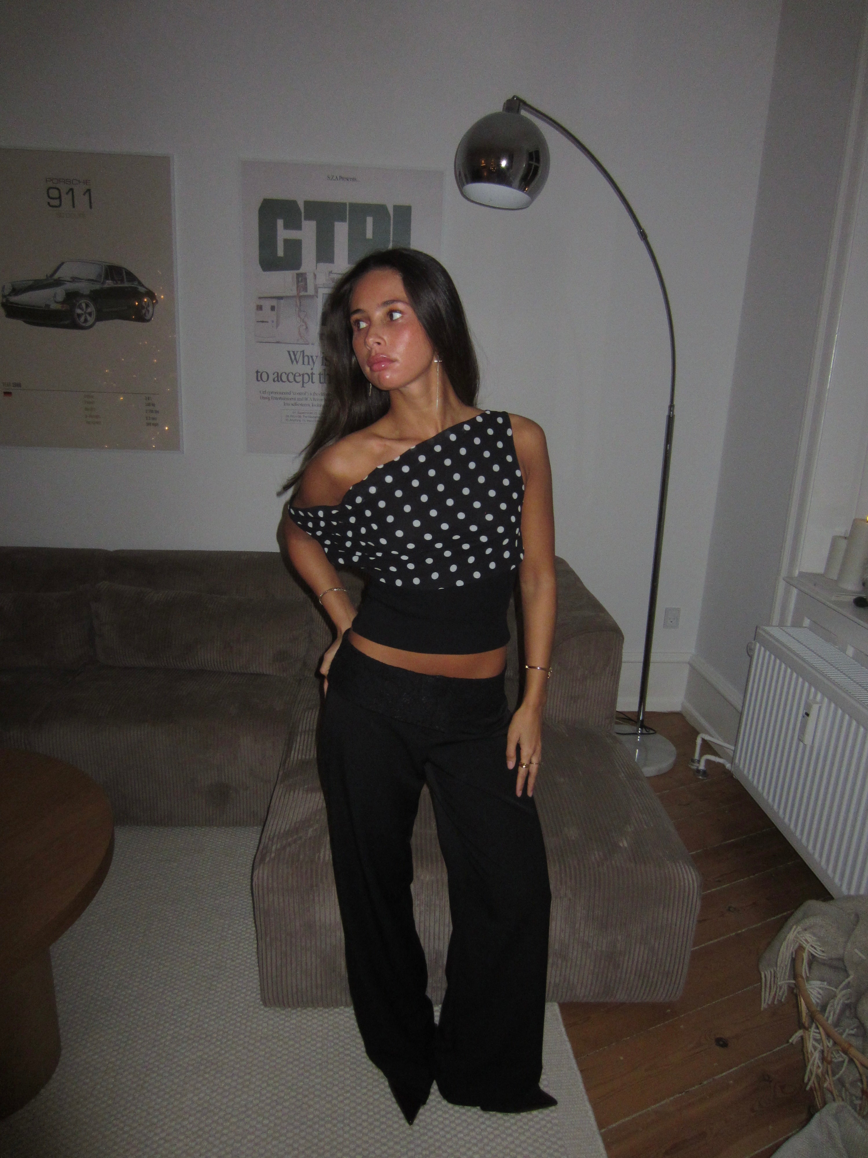 Polka Dotted Top - Black/white - Edel Essential