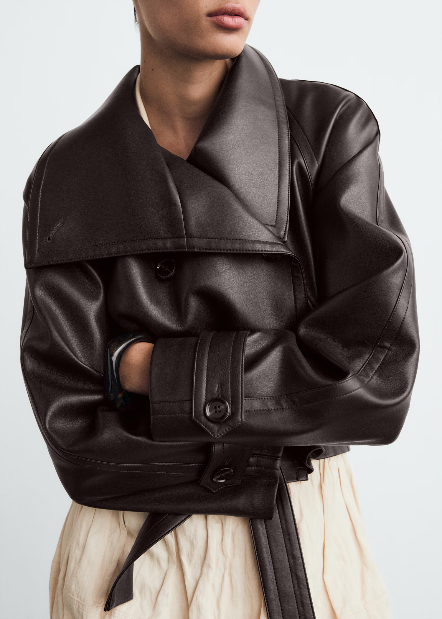 Cropped Leather Trenchcoat - Edel Essential