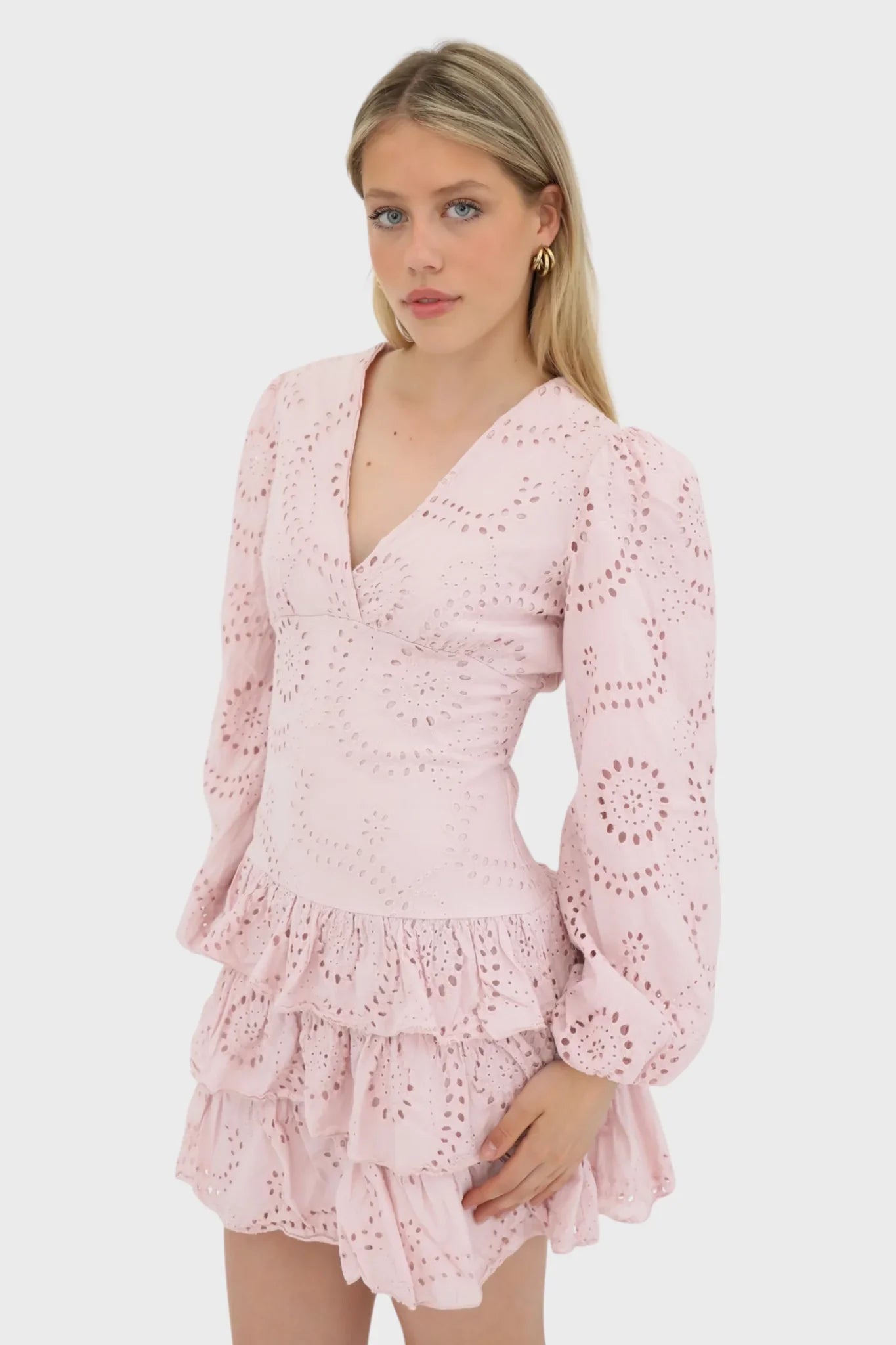 Broderie mini dress with long sleeves - Edel Essential