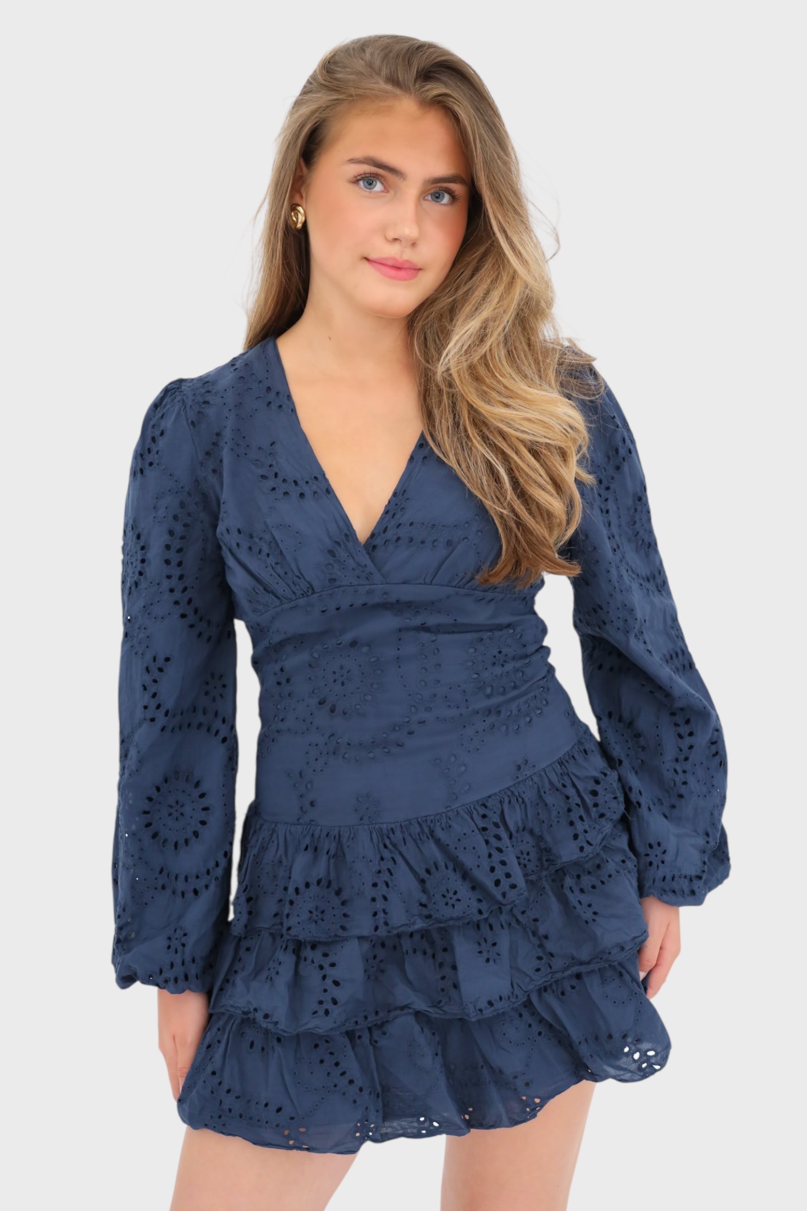 Broderie mini dress with long sleeves - Edel Essential