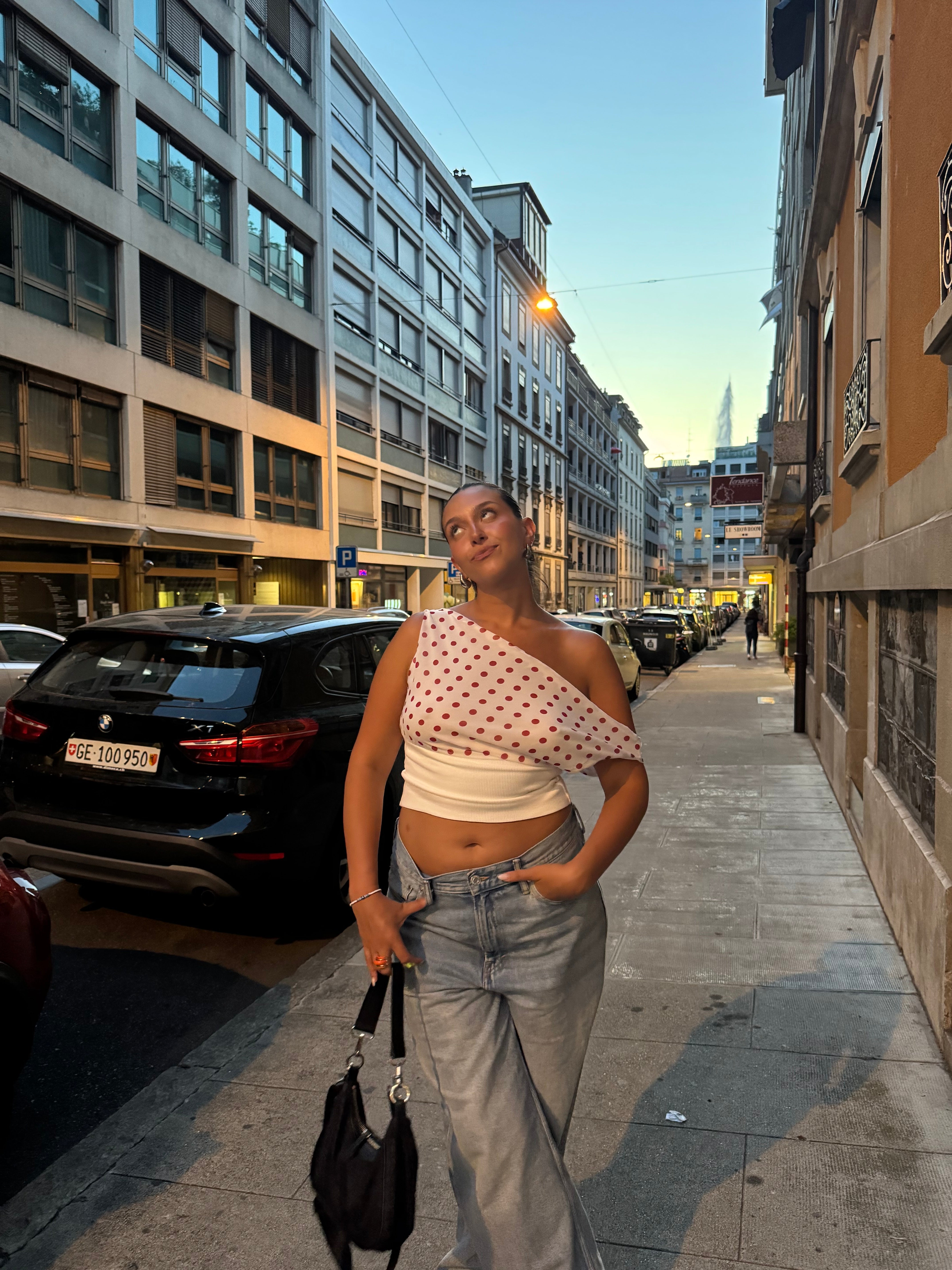 Polka Dotted Top - White/red - Edel Essential