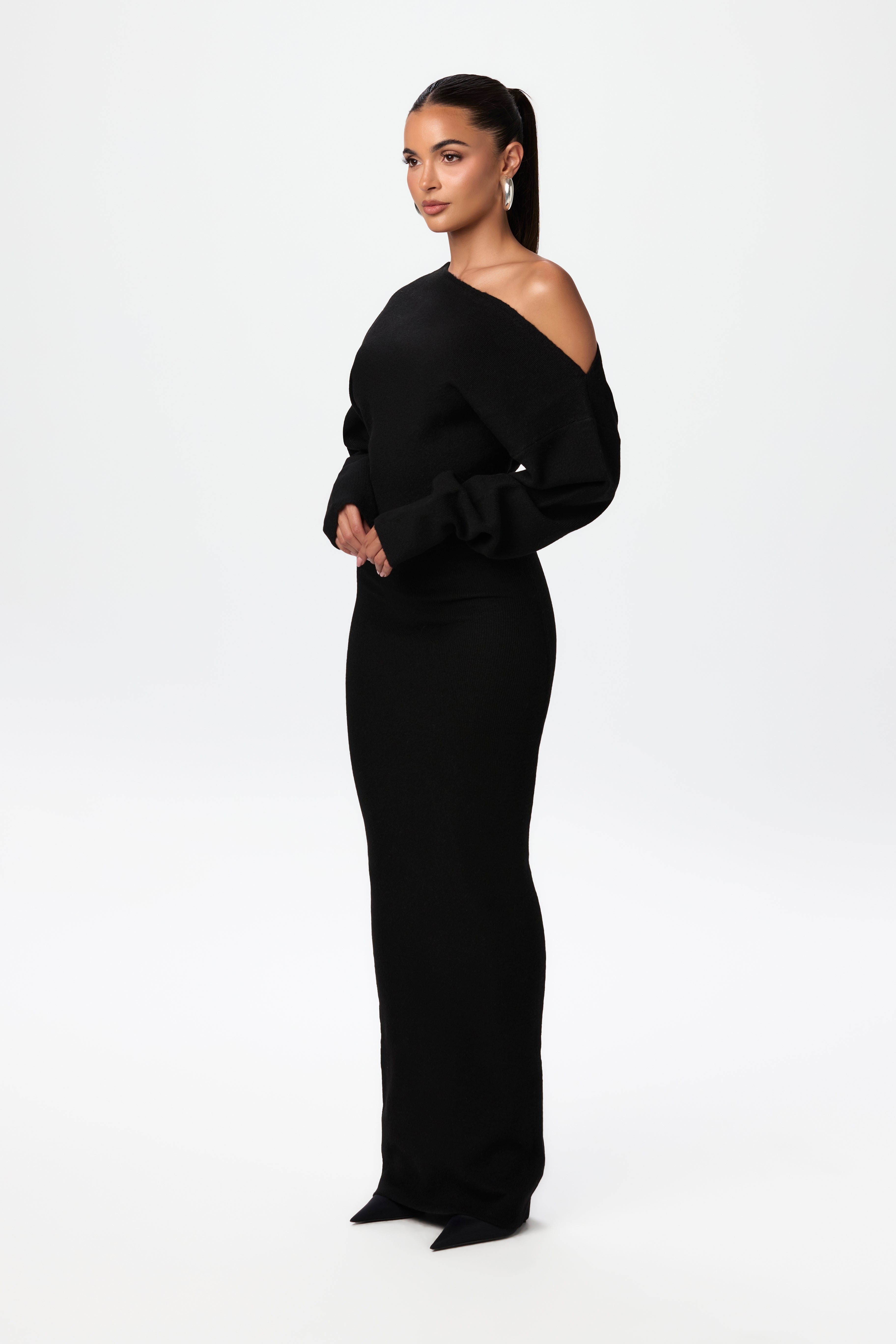 Knit Off-Shoulder Sweater Maxi Dress - Edel Essential