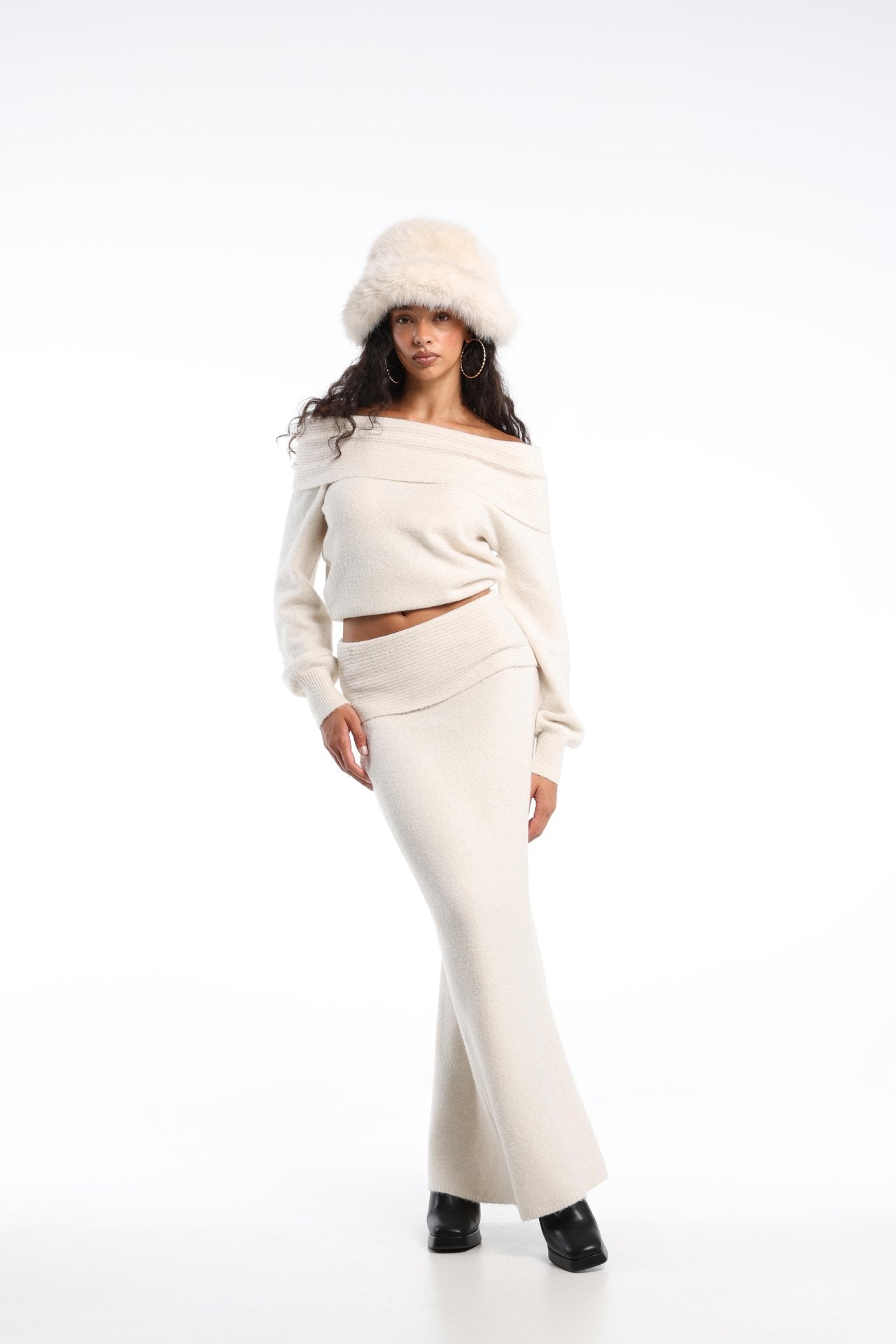 Selene Knit Maxi Set